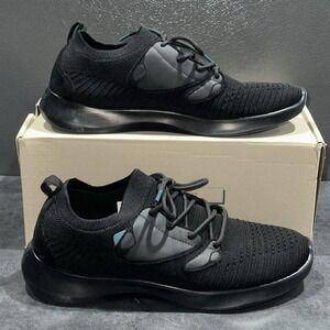 Vessi Everyday Move Sneaker Mens Size 10 Waterproof Shoes Black on Black EUC